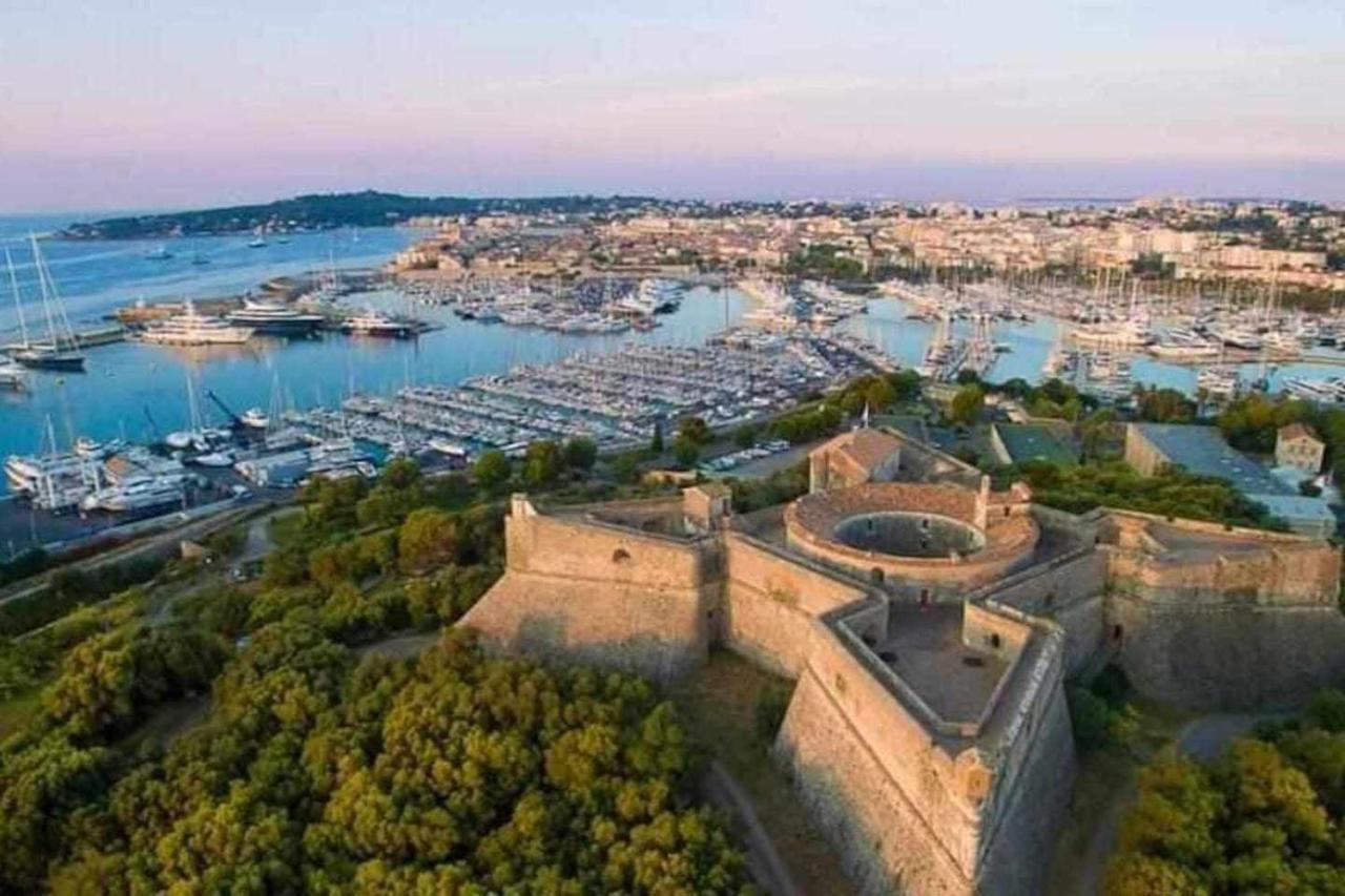 Spacious Apartment At A 5 Min Walk From The Beach Antibes Eksteriør bilde
