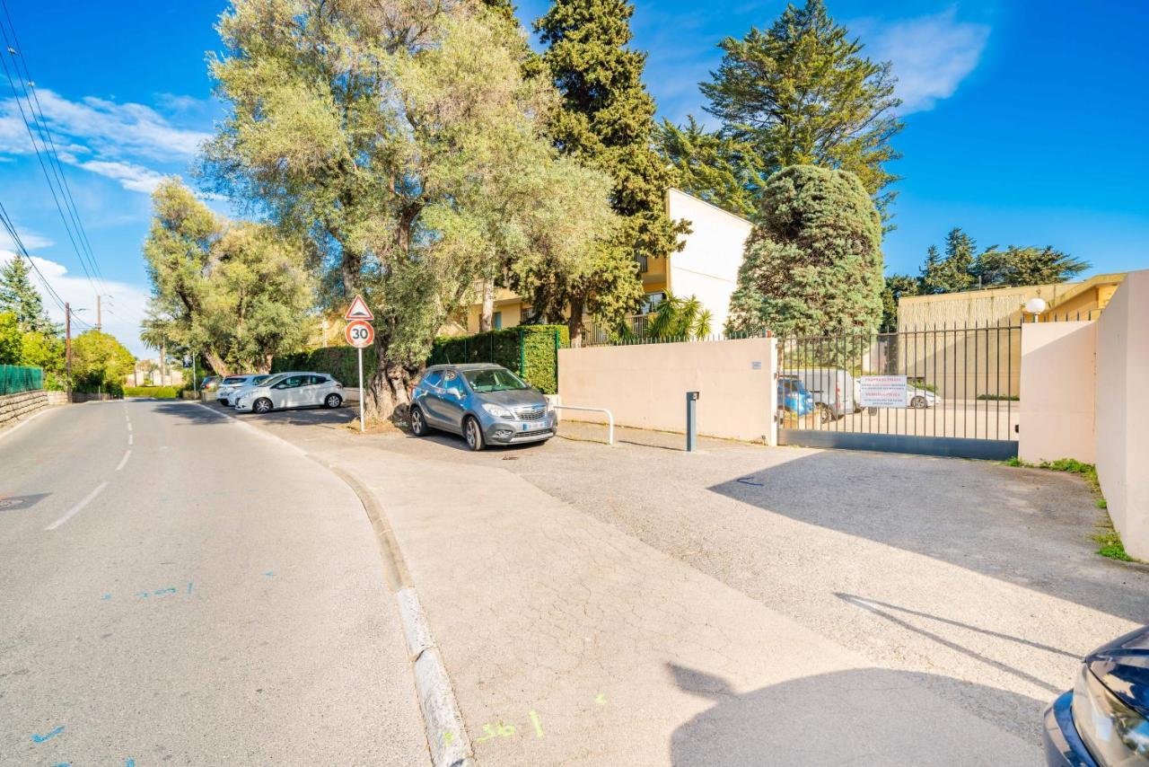 Spacious Apartment At A 5 Min Walk From The Beach Antibes Eksteriør bilde